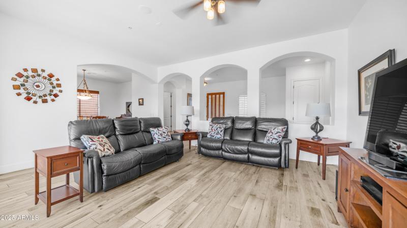 15543 E Scorpion Dr (21)