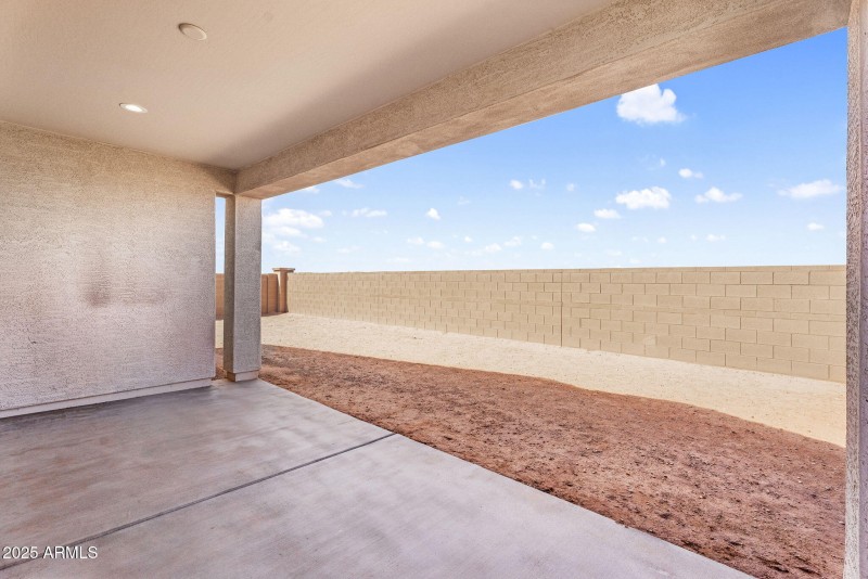 39-web-or-mls-18570 W Honeysuckle Dr -37