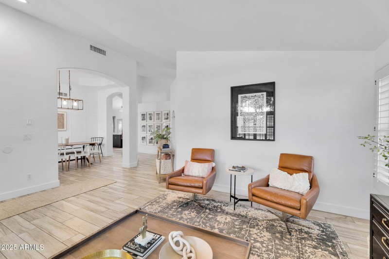 11-web-or-mls-Stacey-6