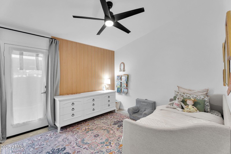 30-web-or-mls-Stacey-25