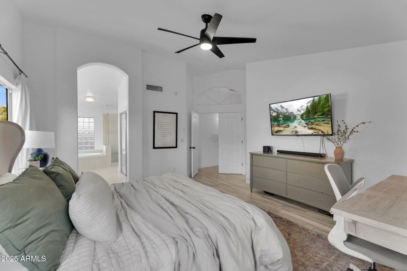 33-web-or-mls-Stacey-30