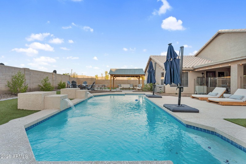 52-web-or-mls-Stacey-46