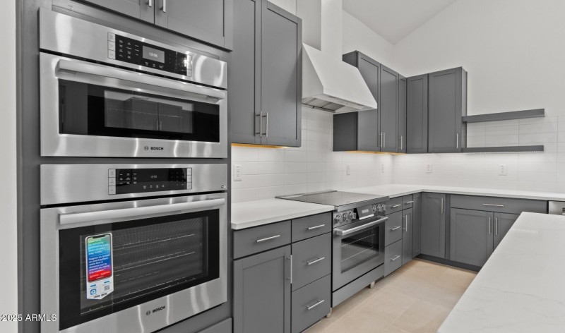 Edgewood Lot #80 Kitchen 2 (Large)