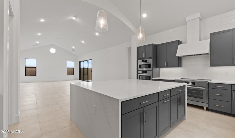 Edgewood Lot #80 Kitchen 4 (Large)