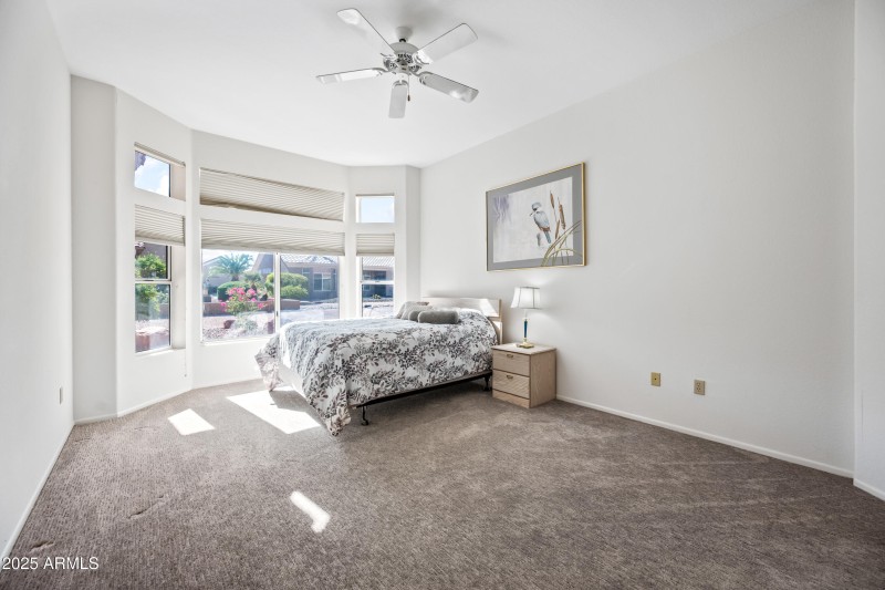 29-14529 Master Bedroom1