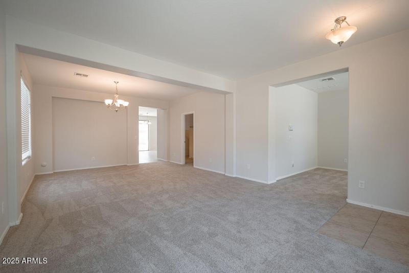 20250818_15743-W-Sierra-St_03