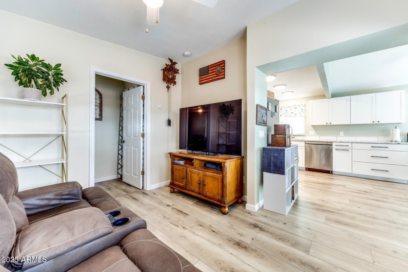 W Bell Rd Lot 1770 Surprise-015-010-150