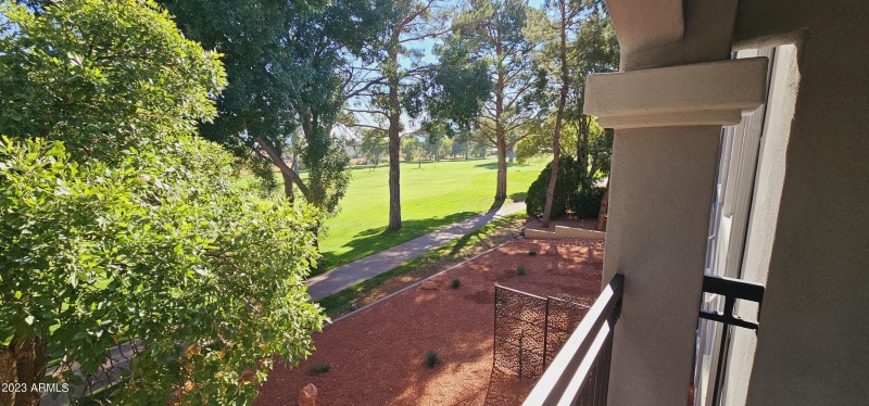 Views of the Glof Course (12)