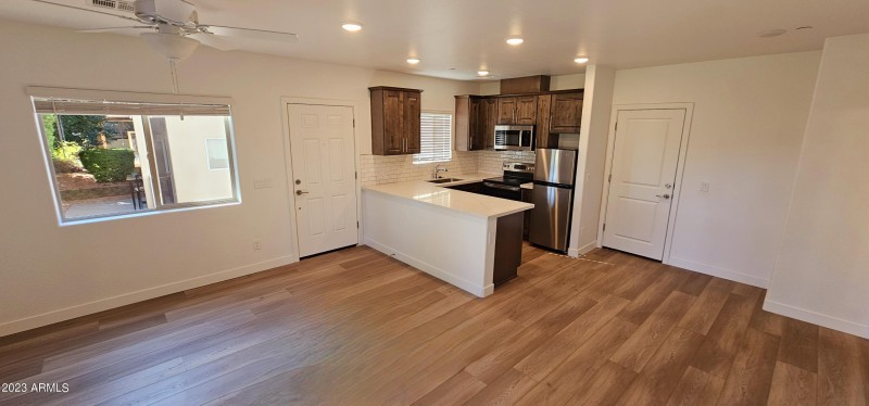 Kitchens (9)
