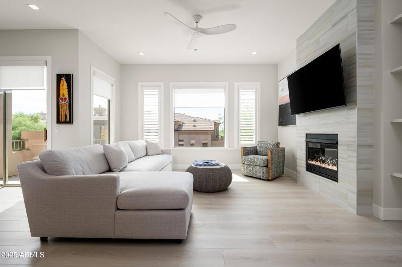 Light & Bright Living Room