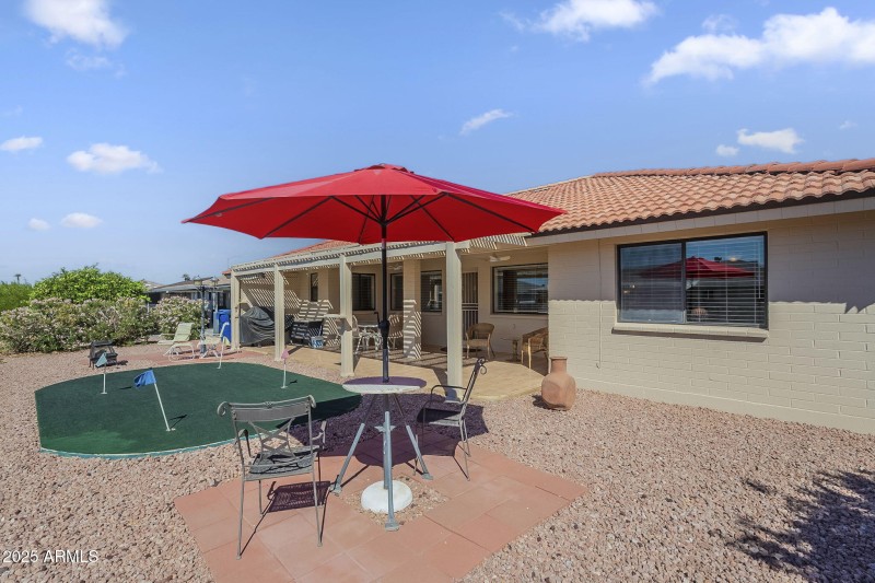 This is a Hangout Backyard!