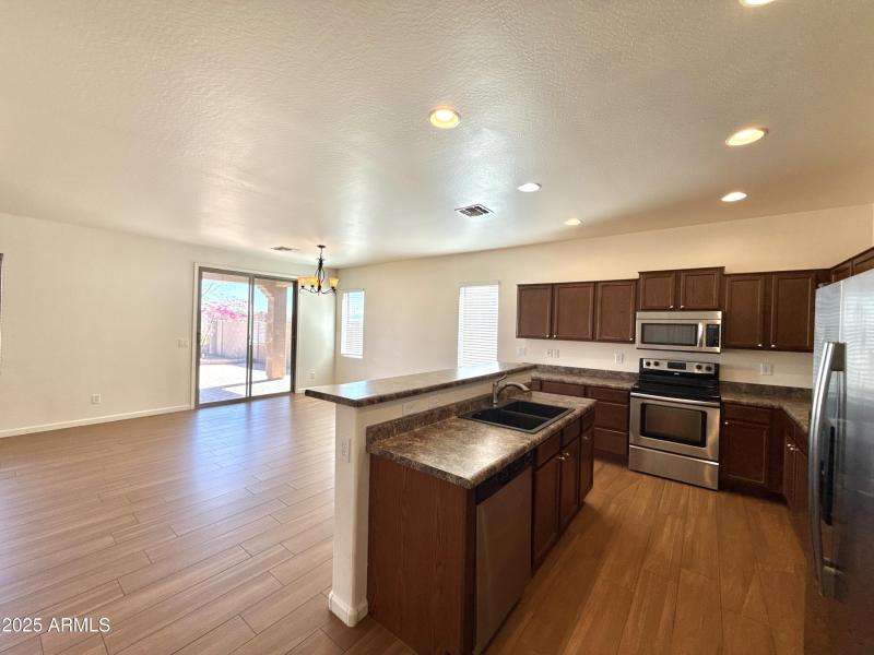 DJI_20250923_113557_277