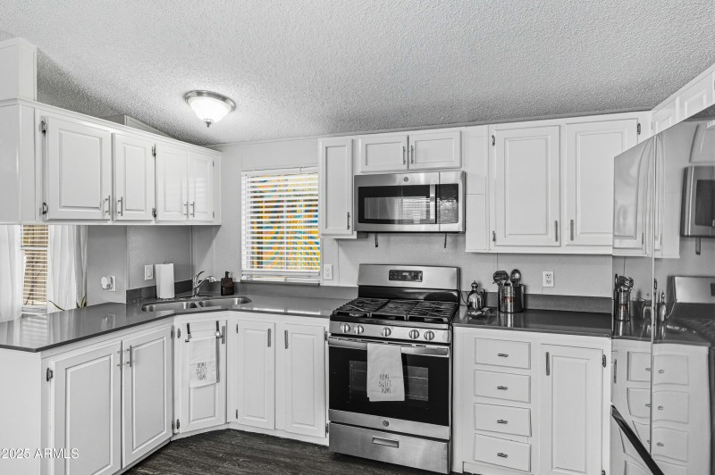 1650 S Arizona Ave 80-16