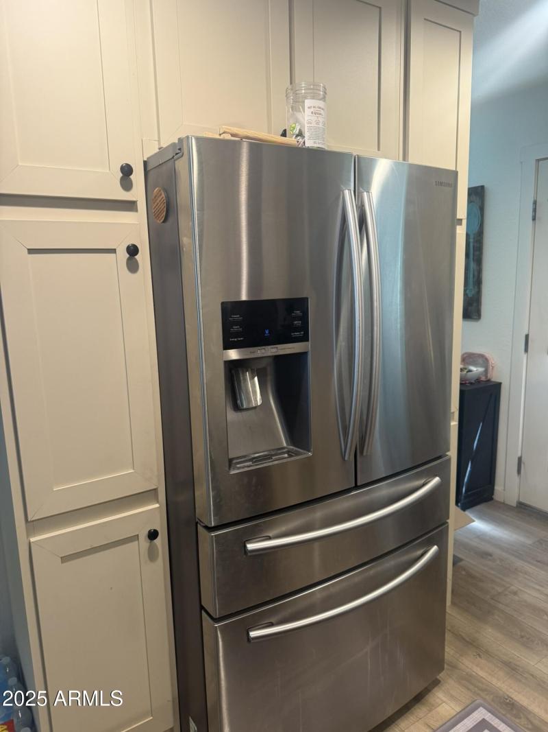 25E10E44-742E-411C-81B2-598EB7DF78B2_1_1