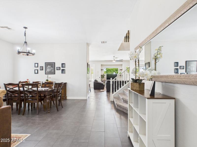 CAM02404G0-PR0144-STILL015