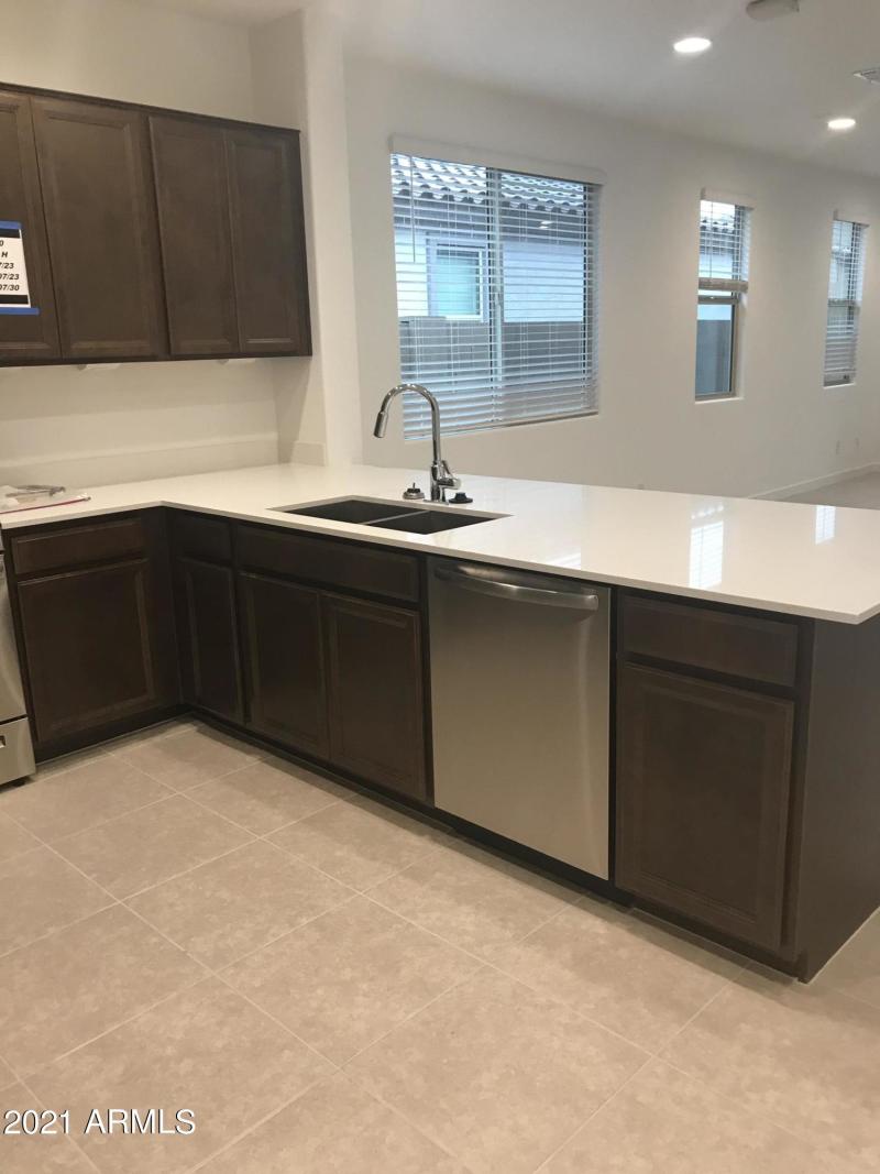 DDFABB2D-0965-484B-A1EF-DD8282196C23