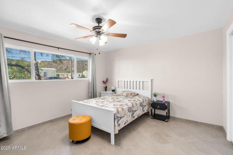 17-web-or-mls-DSC00469