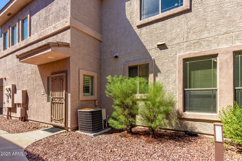 42424 N GAVILAN PEAK PKWY 55206