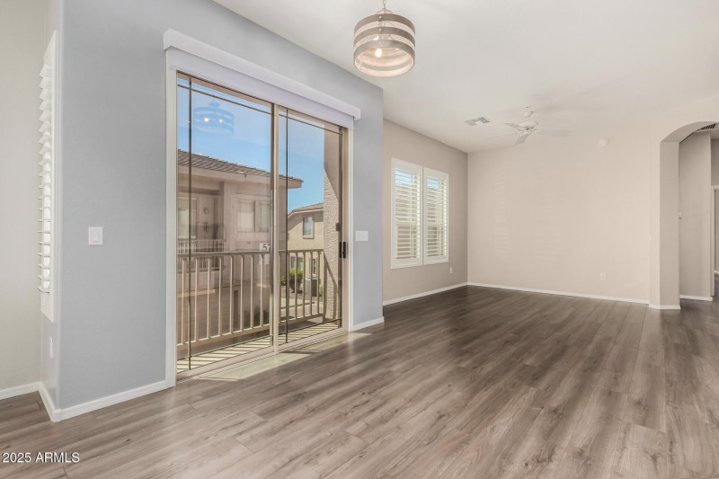 42424 N GAVILAN PEAK PKWY 55206