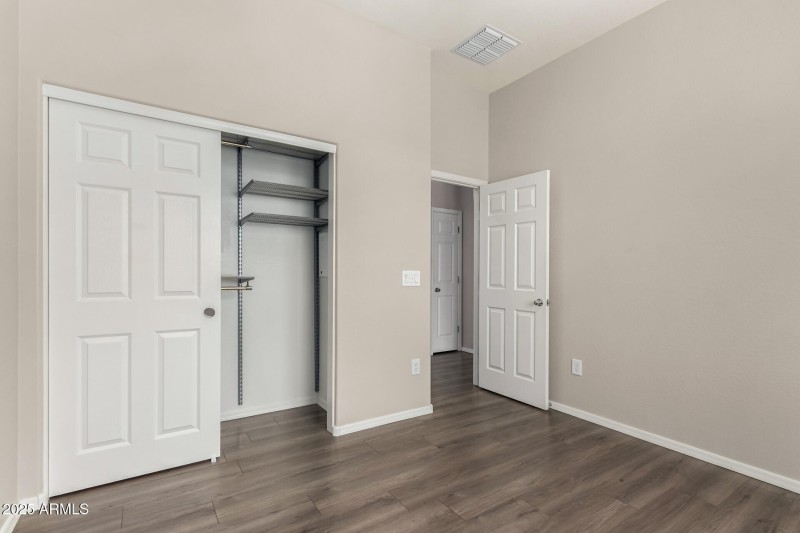 42424 N GAVILAN PEAK PKWY 55206