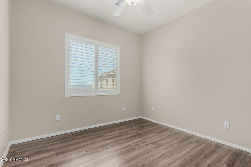 42424 N GAVILAN PEAK PKWY 55206