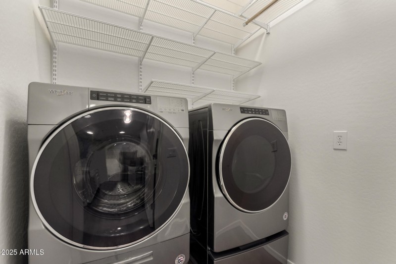 42424 N GAVILAN PEAK PKWY 55206