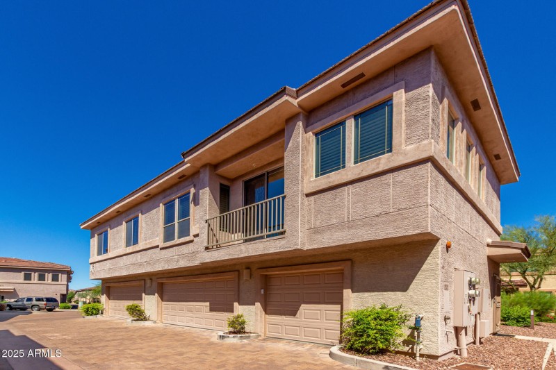 42424 N GAVILAN PEAK PKWY 55206