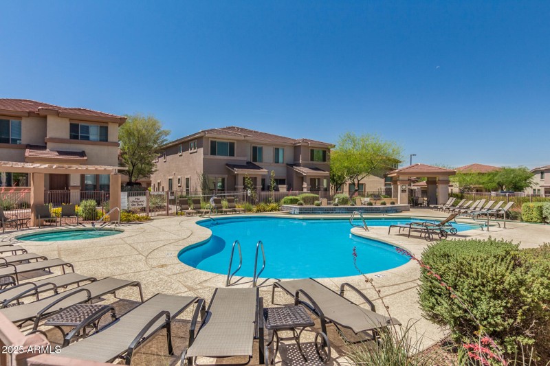 42424 N GAVILAN PEAK PKWY 55206