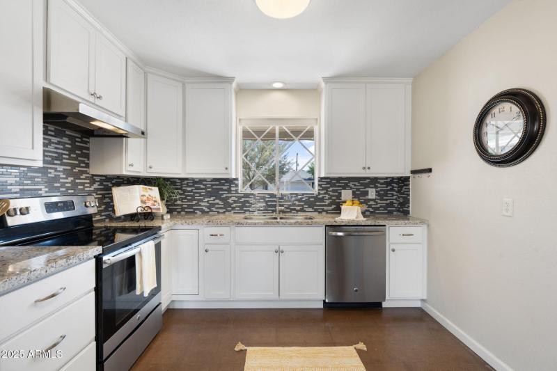 18 - 7240 E Garfield St