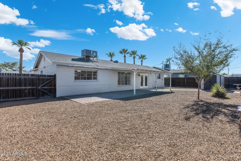 38 - 7240 E Garfield St