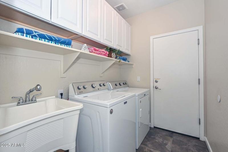 Laundry Room2