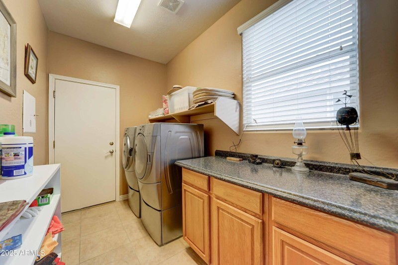 479 S 227th-26