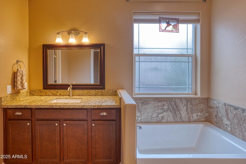 PAX_3335_AuroraHDR2019-edit