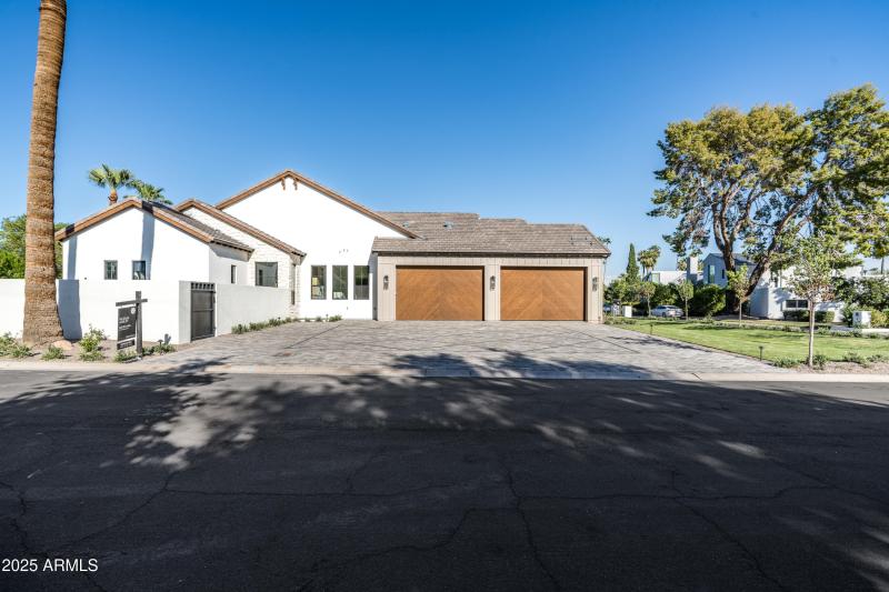 05-6302 E Calle Del Norte (5 of 75)