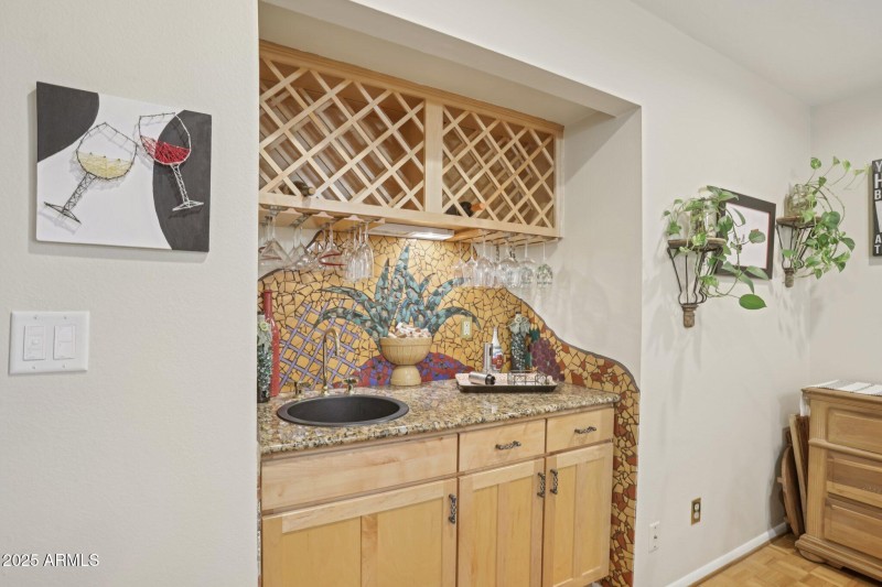 17-web-or-mls-N 26th St-S2409-017