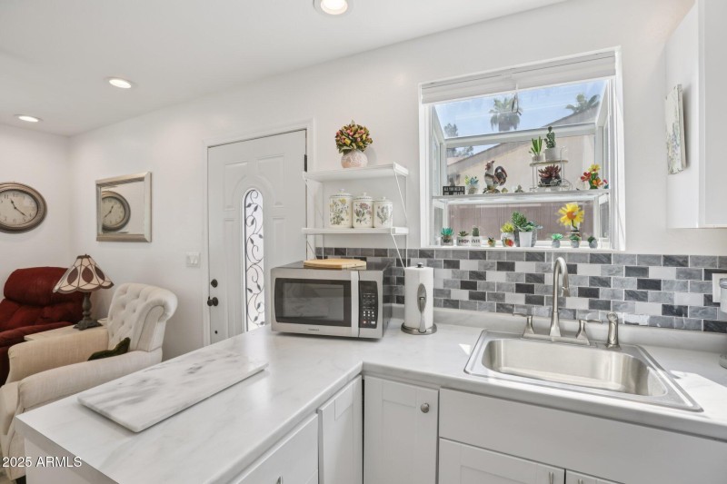 26-web-or-mls-N 26th St-S2409-026