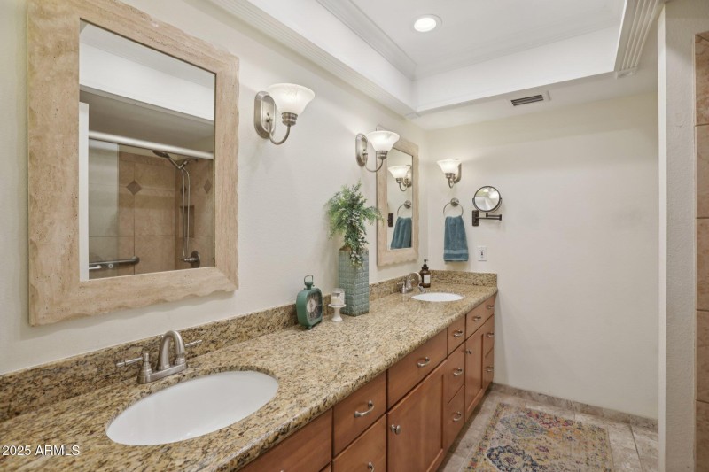 35-web-or-mls-N 26th St-S2409-035