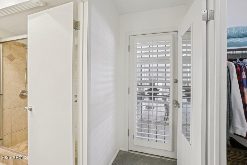 36-web-or-mls-N 26th St-S2409-036