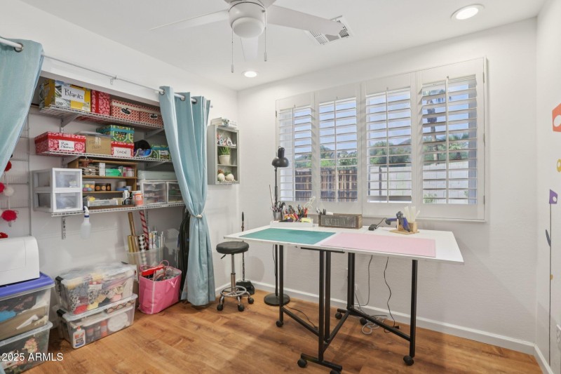 39-web-or-mls-N 26th St-S2409-039