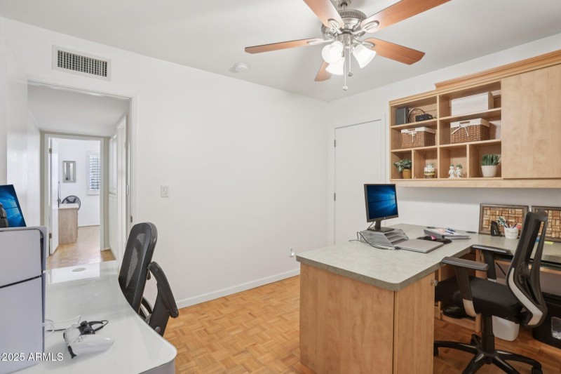 42-web-or-mls-N 26th St-S2409-042