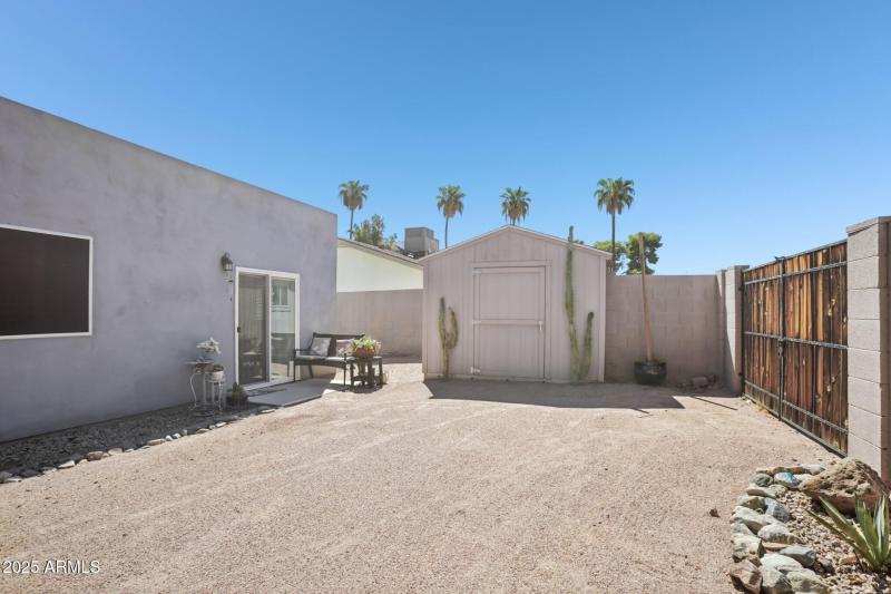 51-web-or-mls-N 26th St-S2409-051
