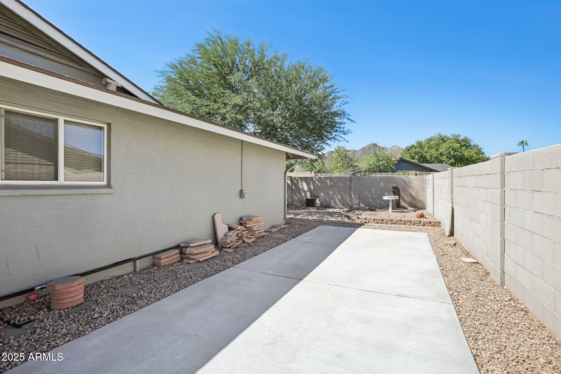 53-web-or-mls-N 26th St-S2409-053
