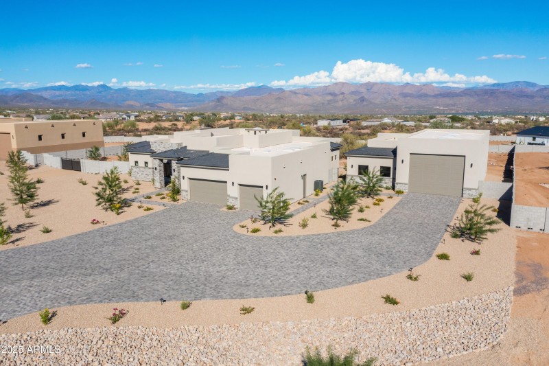 2,376 sqft RV Garage