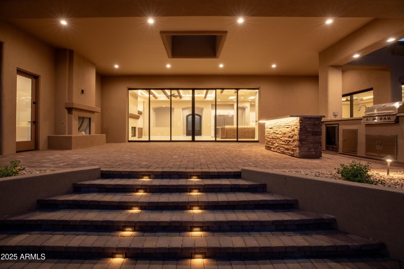 Outdoor Fireplace & Built-In BBQ