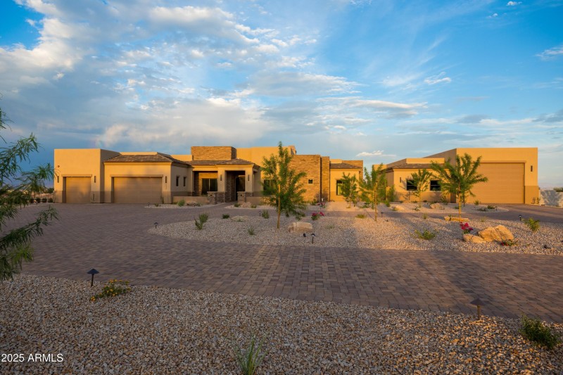 Luxury Living Meets Views