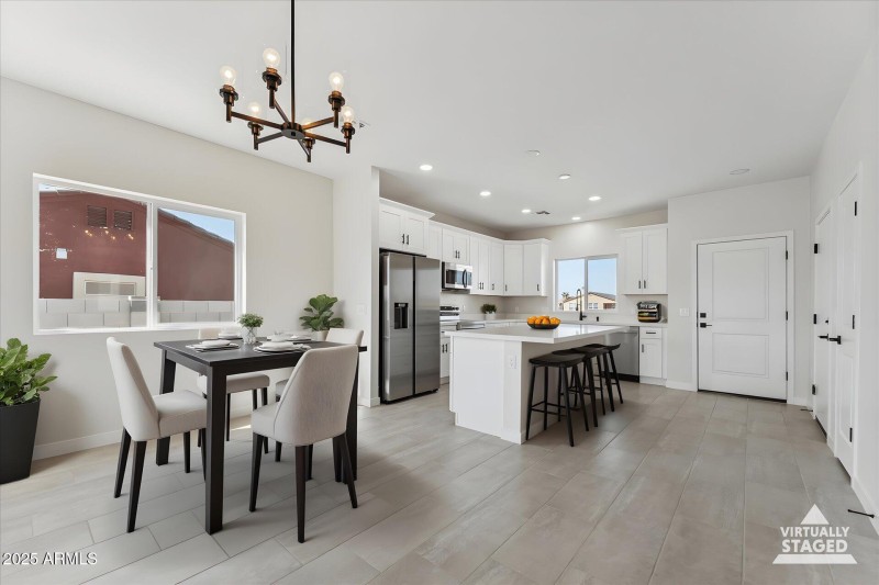 Eat-in Dining Staged