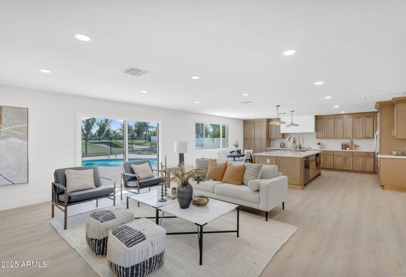 6-web-or-mls-Upland-6