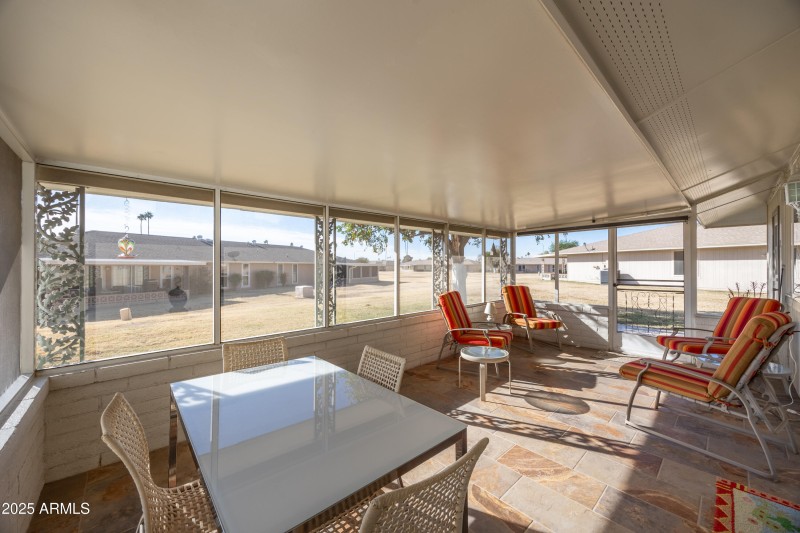 Screened/Covered Patio