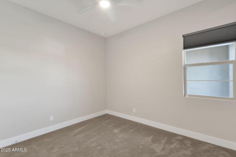 13-web-or-mls-1266-e-donato-dr