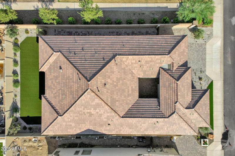 67-web-or-mls-1266-e-donato-dr